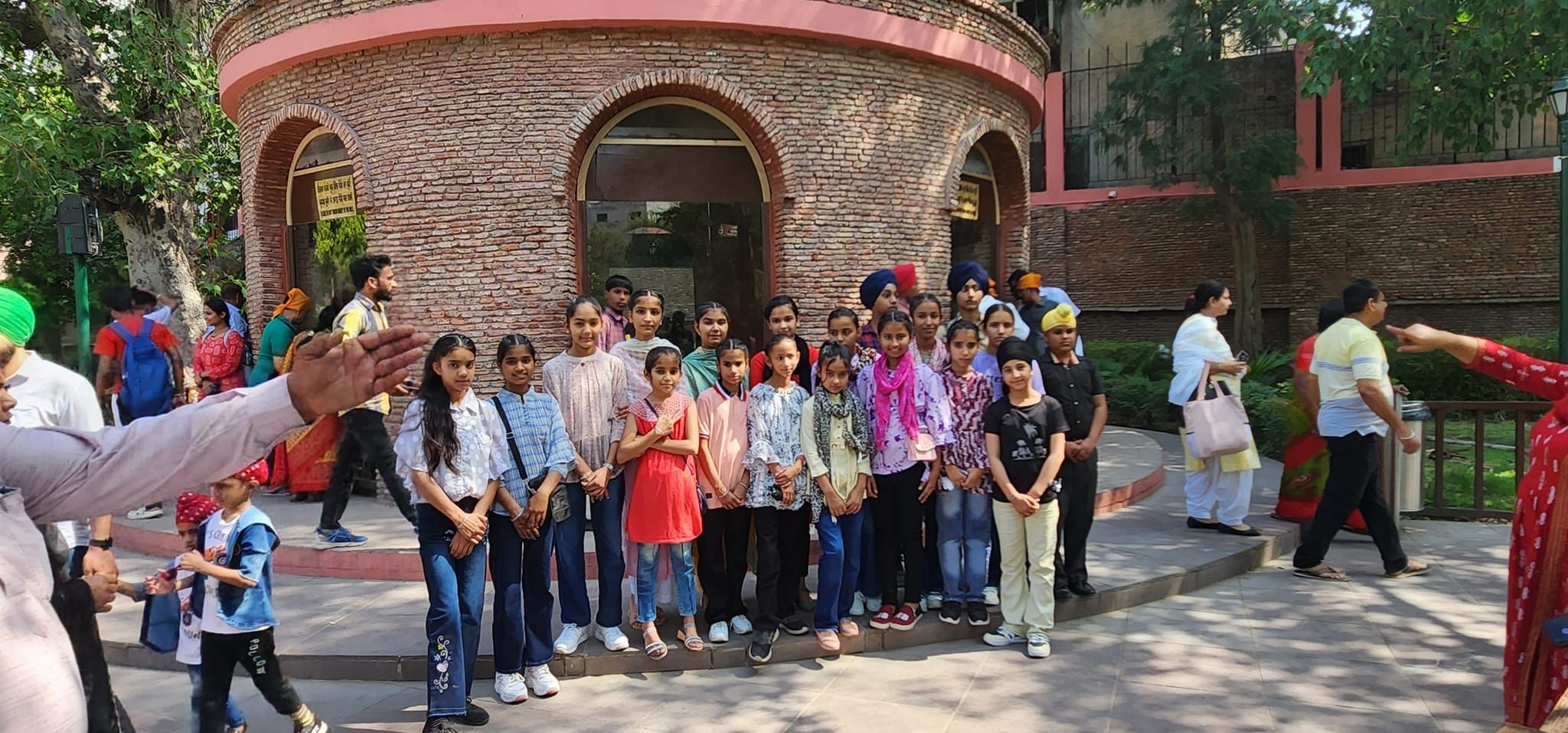 475309910 1186510193100403 2091325166894815801 n